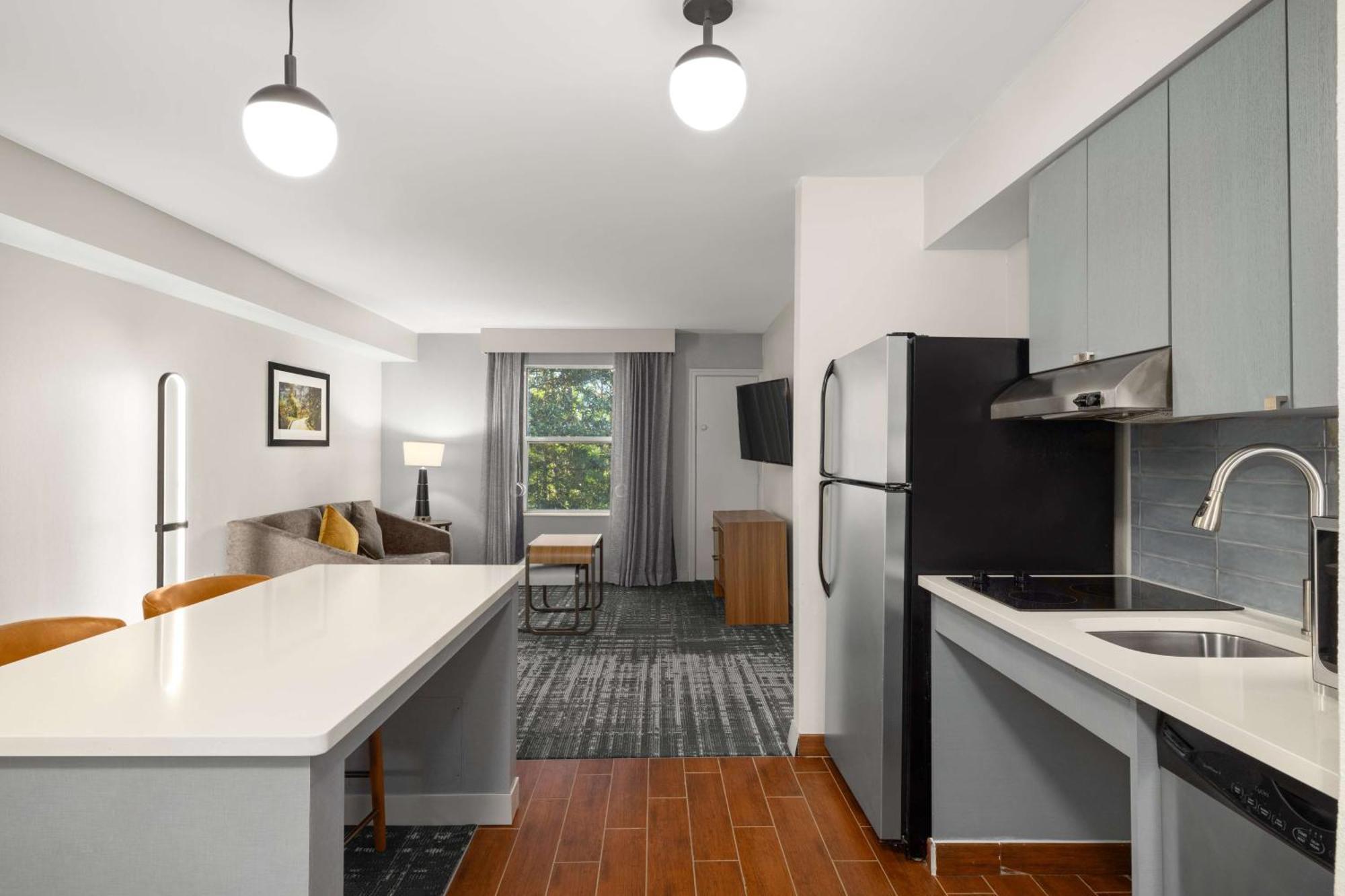 Homewood Suites By Hilton Atlanta-Алфарета Екстериор снимка
