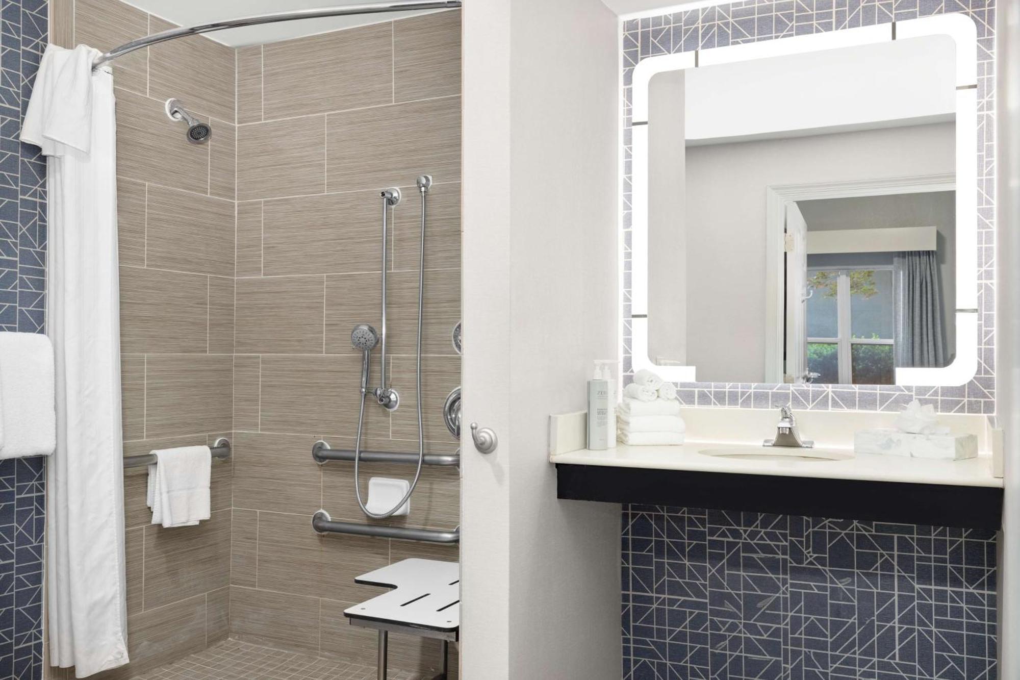 Homewood Suites By Hilton Atlanta-Алфарета Екстериор снимка